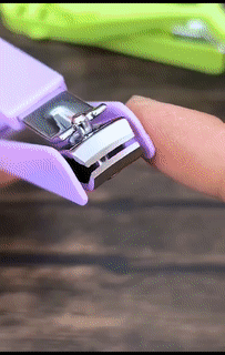 Nail Clippers With Magnifying Glass