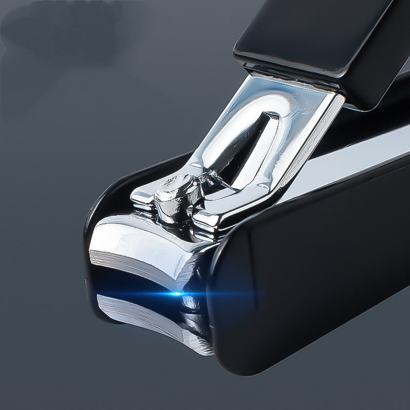 Nail Clippers With Magnifying Glass