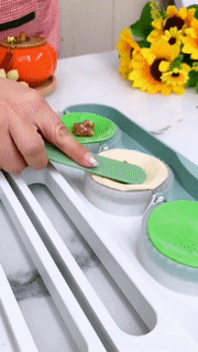 Fill And Fold Dumpling Maker - Mystery Gadgets fill-and-fold-dumpling-maker, Kitchen Gadgets